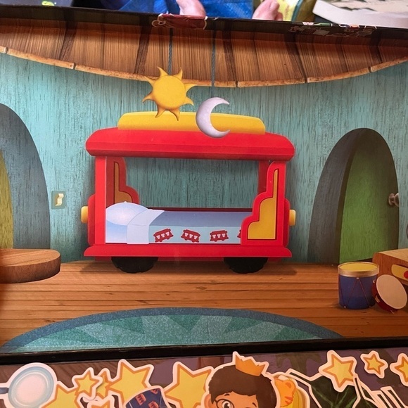 Colorforms Daniel Tiger's Neighborhood Play Set - Incomplete- 50 Color forms. - Picture 2 of 7